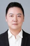 个人照片(2寸)(学院网页宣传用)